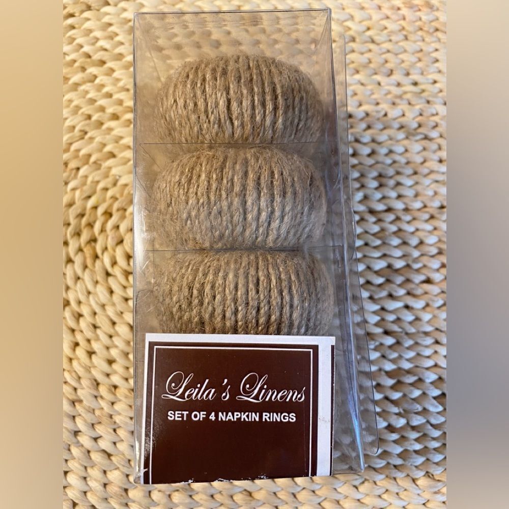 4 Jute Napkin Rings 